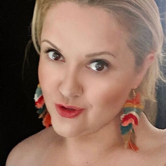 Boho Macrame Tassel Leaf Drop Earrings NWT - Picture 6 of 6